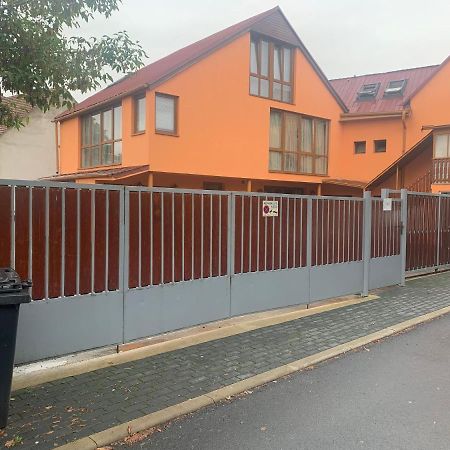 3 Apartments In 1 Location Praga Exterior foto